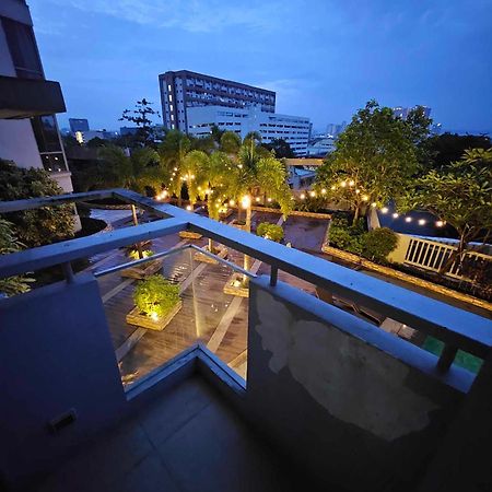 Cubao Manhattan Heights Unit 5A Tower C Quezon City Zewnętrze zdjęcie