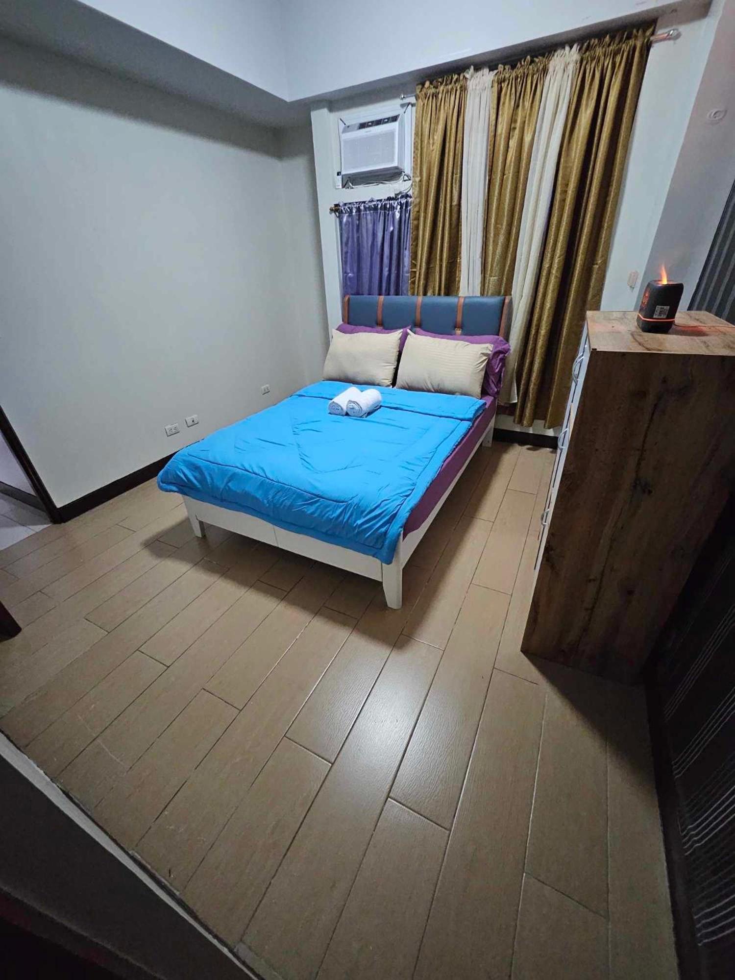 Cubao Manhattan Heights Unit 5A Tower C Quezon City Zewnętrze zdjęcie