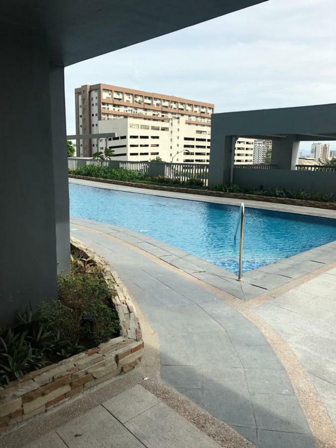 Cubao Manhattan Heights Unit 5A Tower C Quezon City Zewnętrze zdjęcie