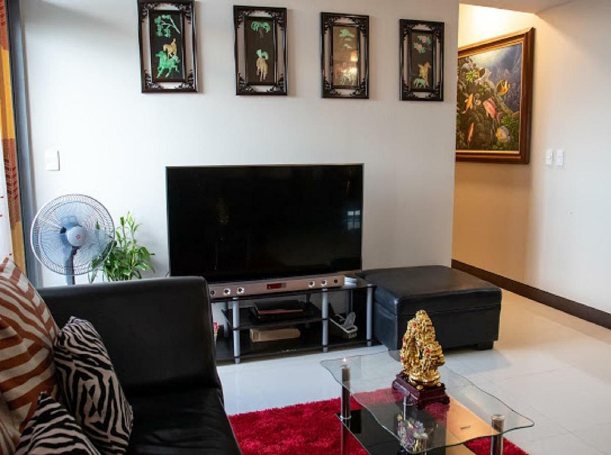 Cubao Manhattan Heights Unit 5A Tower C Quezon City Zewnętrze zdjęcie