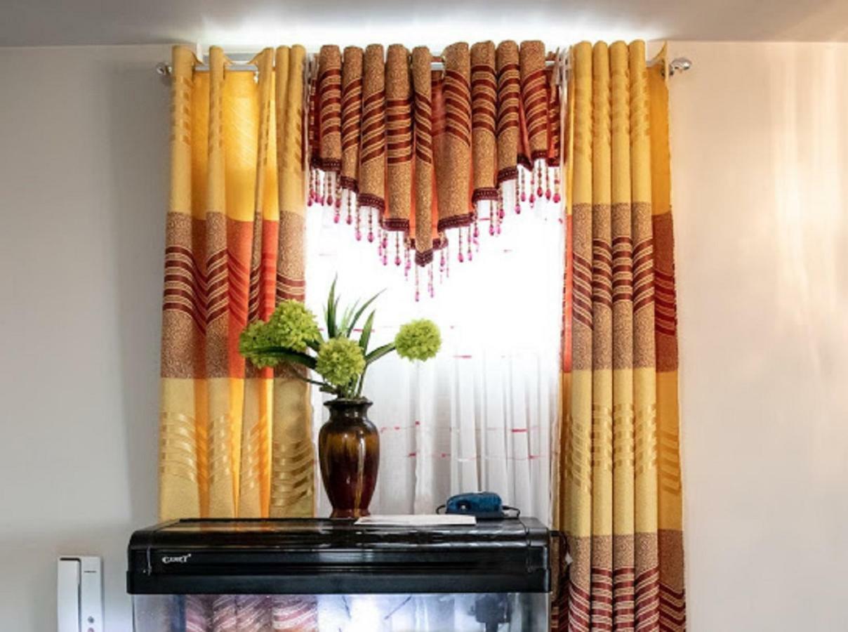 Cubao Manhattan Heights Unit 5A Tower C Quezon City Zewnętrze zdjęcie