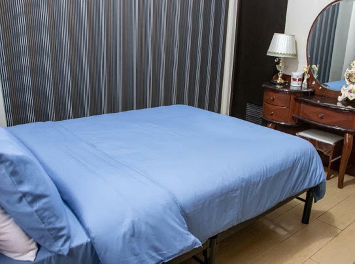 Cubao Manhattan Heights Unit 5A Tower C Quezon City Zewnętrze zdjęcie